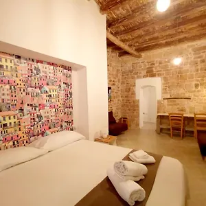 Santa Manna, Vecchia Appartamento